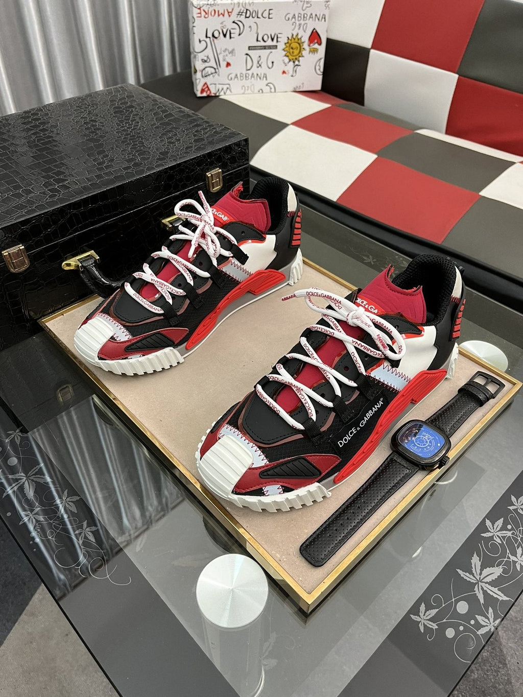 Dolce & Gabbana Men's Black and Red Chunky Sneakers